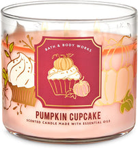 Load image into Gallery viewer, BATH & BODY WORKS SCENTED CANDLE