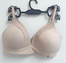 Load image into Gallery viewer, Women&#39;s Bra
